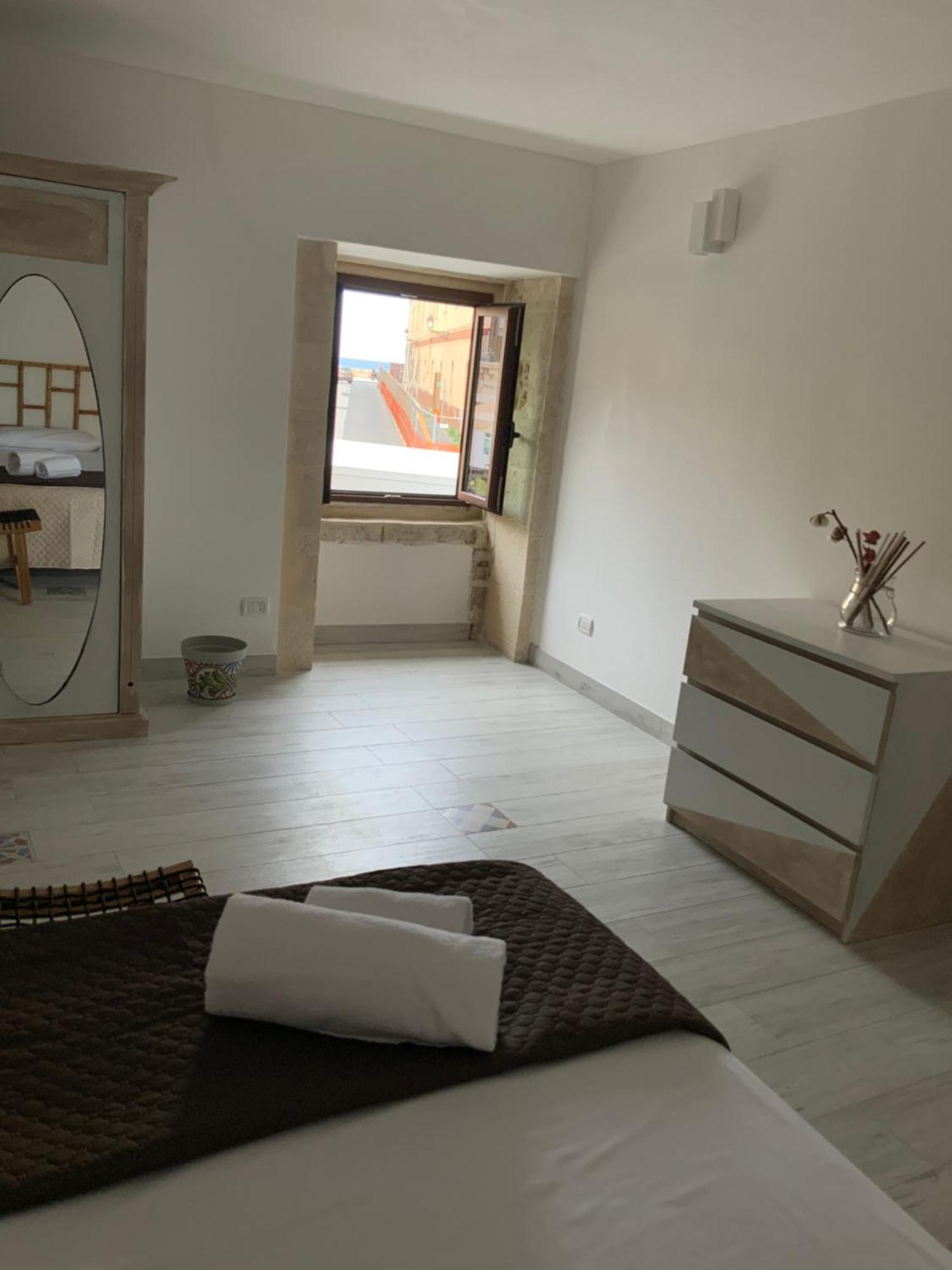 Apartamento L'Alba E Il Tramonto Vista Mare Syracuse Exterior foto